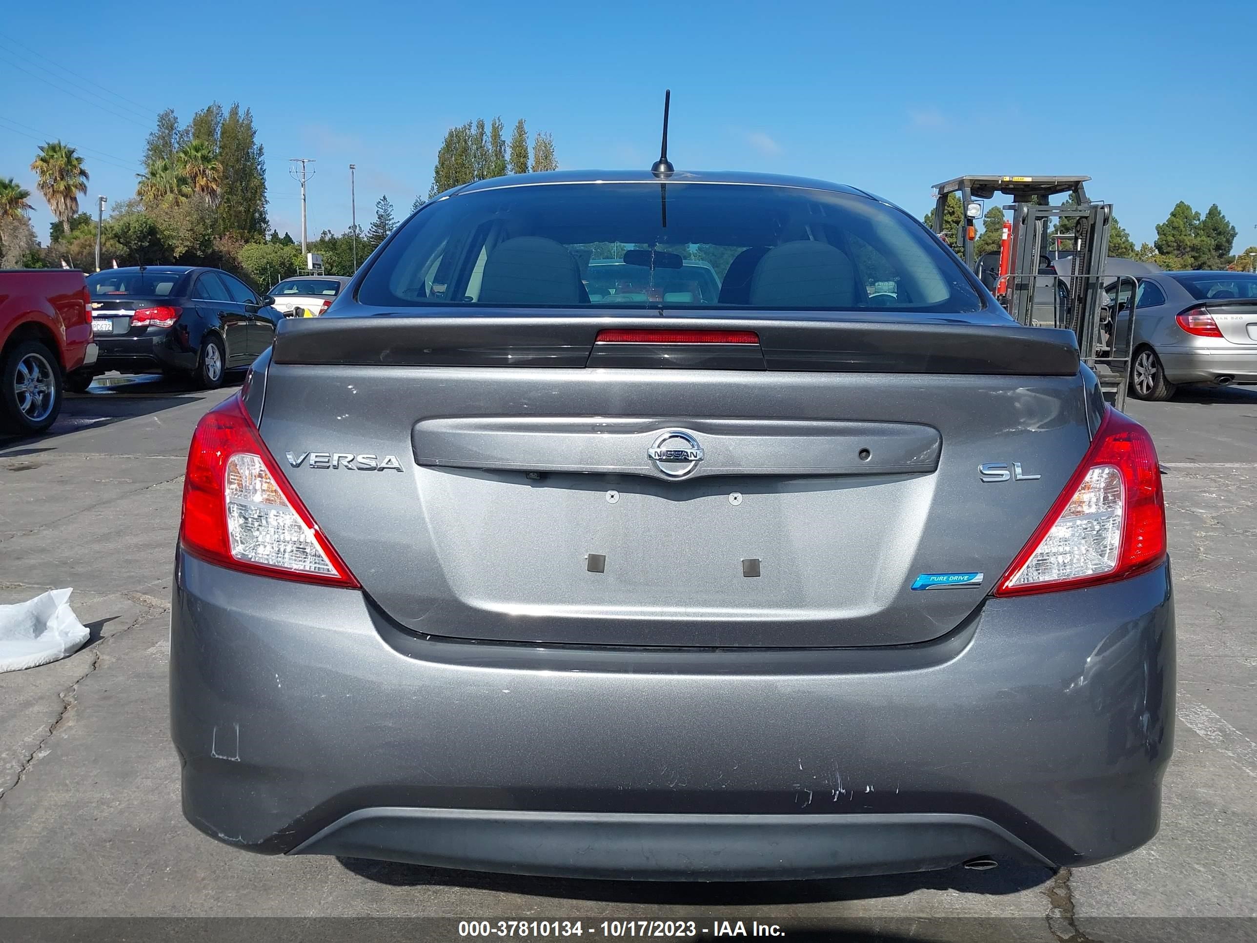 Photo 16 VIN: 3N1CN7AP1GL901560 - NISSAN VERSA 