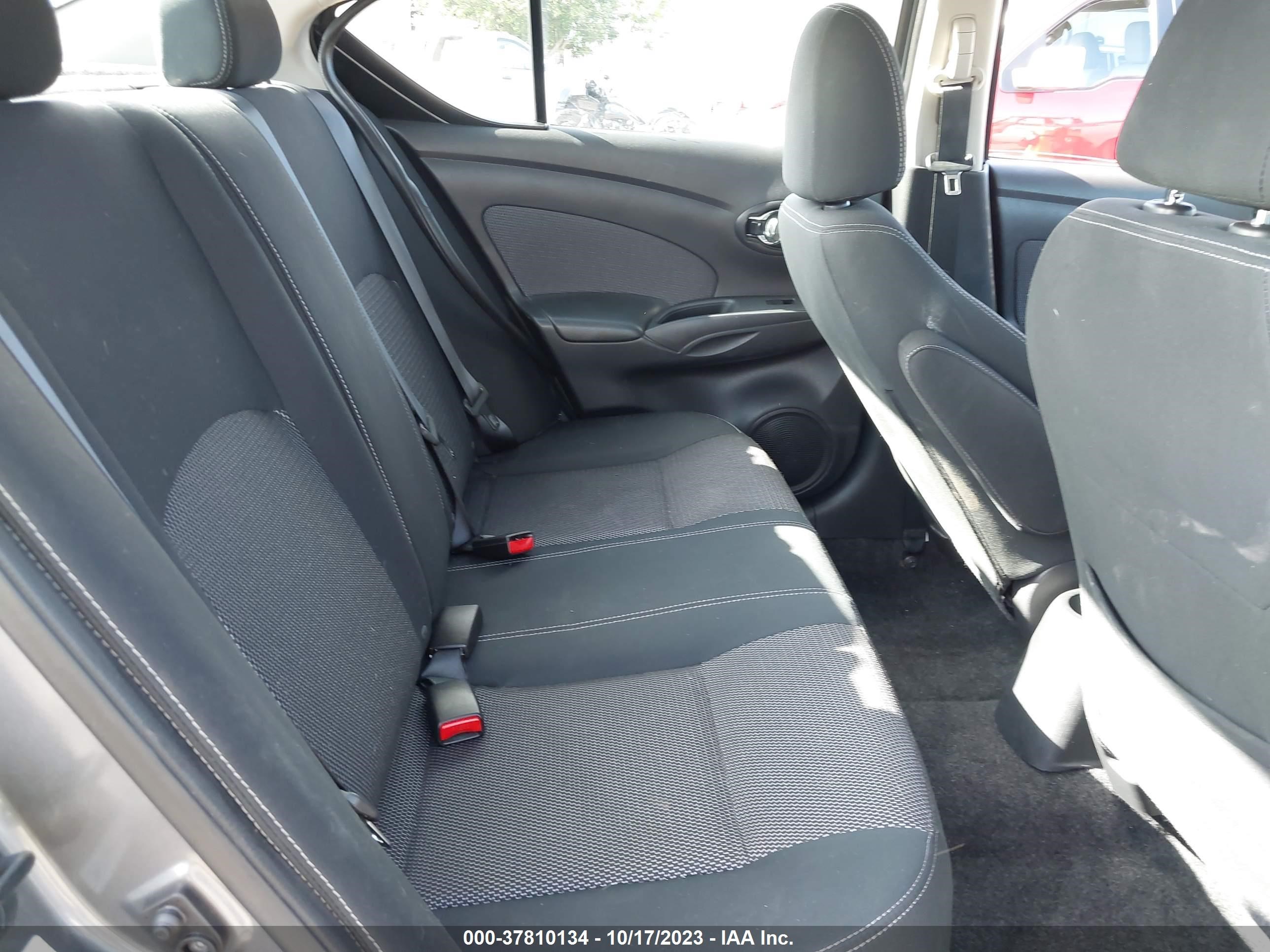 Photo 7 VIN: 3N1CN7AP1GL901560 - NISSAN VERSA 