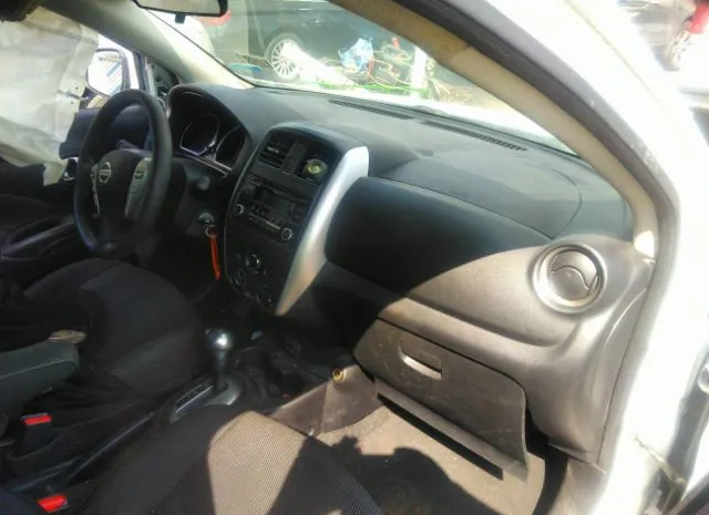 Photo 4 VIN: 3N1CN7AP1HL811259 - NISSAN VERSA SEDAN 