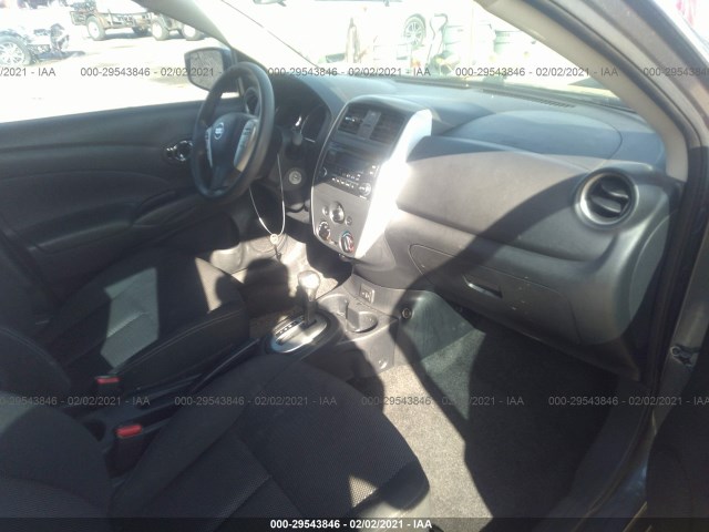 Photo 4 VIN: 3N1CN7AP1HL812928 - NISSAN VERSA SEDAN 