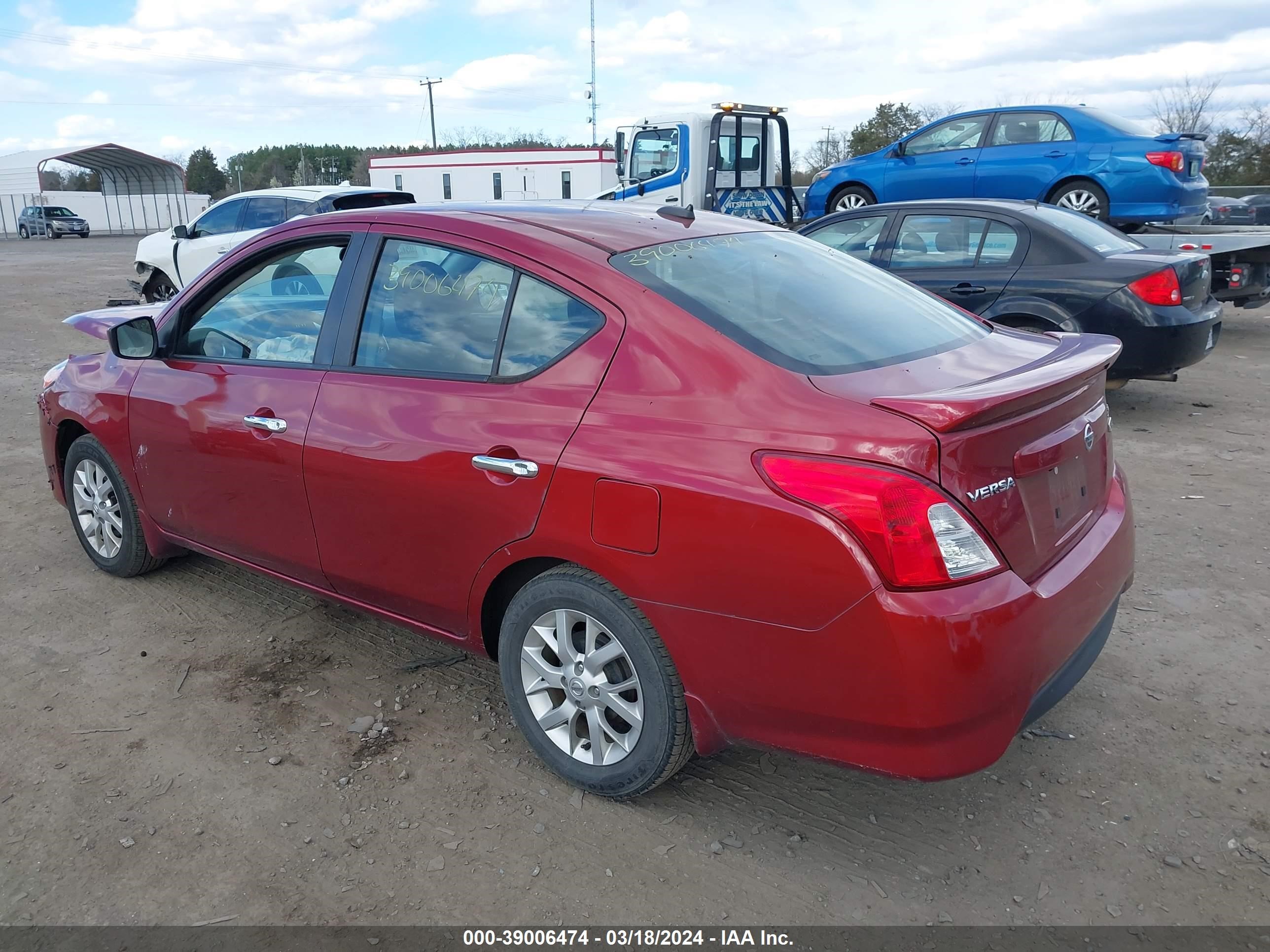 Photo 2 VIN: 3N1CN7AP1HL861126 - NISSAN VERSA 