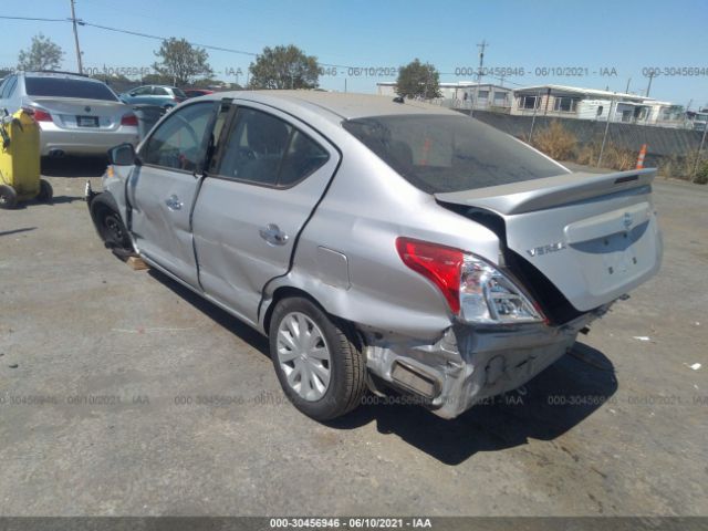 Photo 2 VIN: 3N1CN7AP1JK402688 - NISSAN VERSA SEDAN 