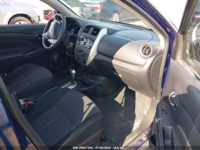 Photo 4 VIN: 3N1CN7AP1JL803894 - NISSAN VERSA 