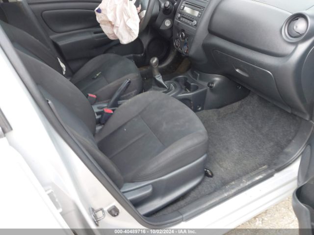 Photo 4 VIN: 3N1CN7AP1JL807346 - NISSAN VERSA 