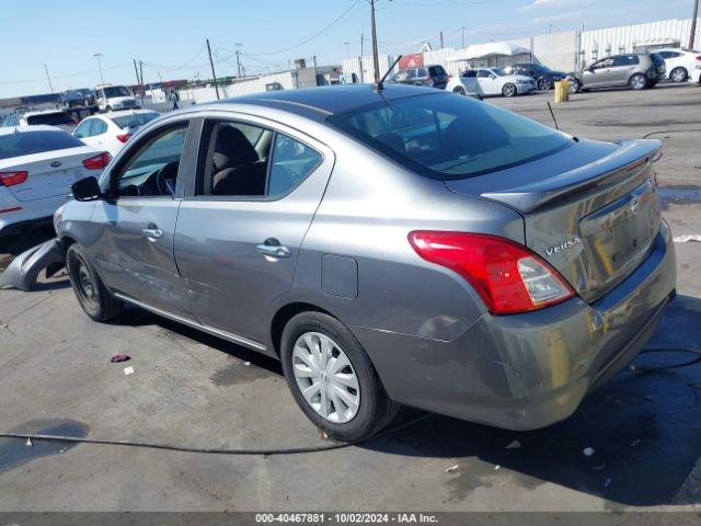 Photo 2 VIN: 3N1CN7AP1JL807797 - NISSAN VERSA 