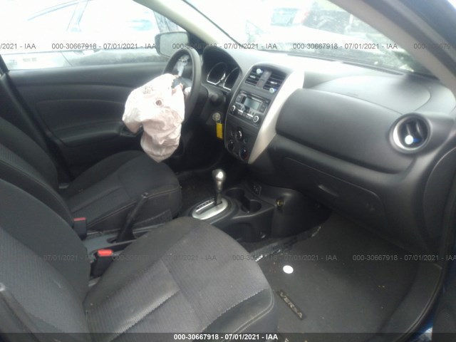 Photo 4 VIN: 3N1CN7AP1JL809162 - NISSAN VERSA SEDAN 