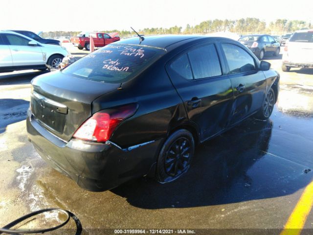 Photo 3 VIN: 3N1CN7AP1JL811459 - NISSAN VERSA SEDAN 