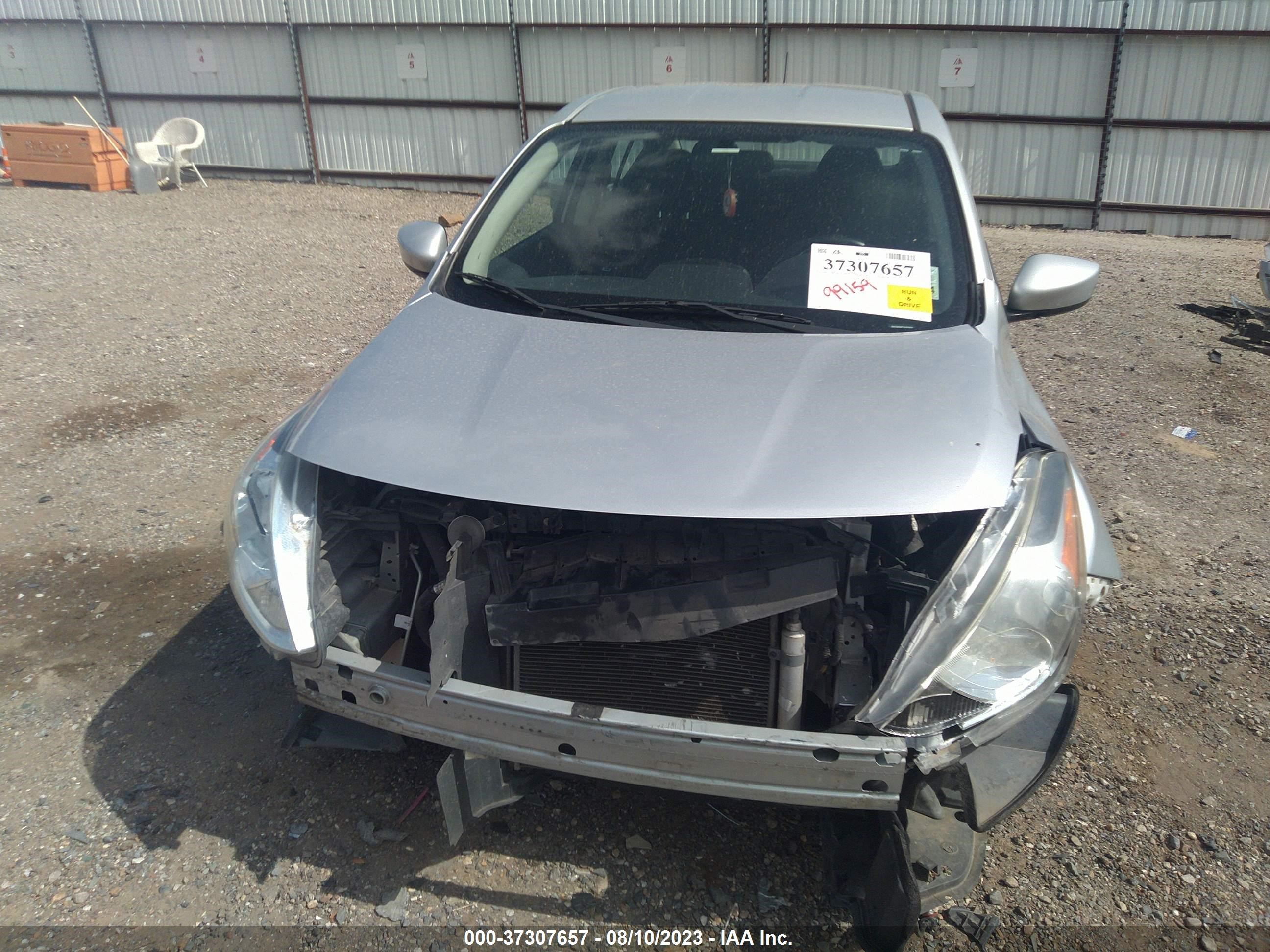 Photo 5 VIN: 3N1CN7AP1JL811932 - NISSAN VERSA 