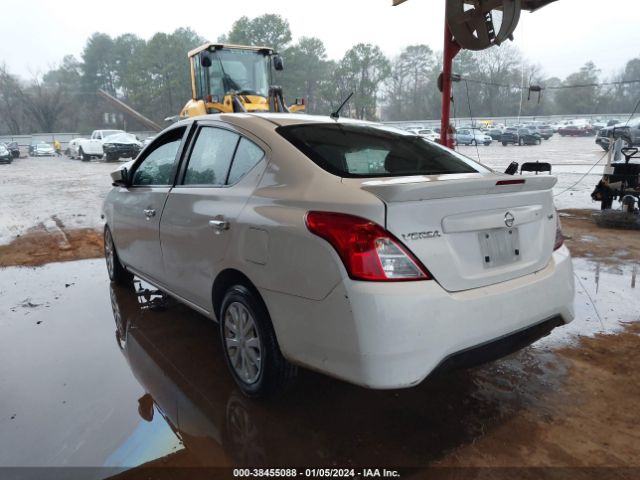 Photo 2 VIN: 3N1CN7AP1JL812546 - NISSAN VERSA 