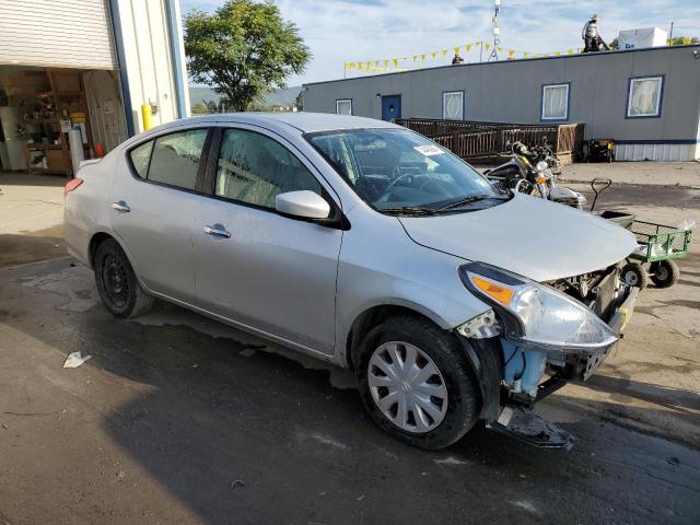 Photo 3 VIN: 3N1CN7AP1JL835163 - NISSAN VERSA S 