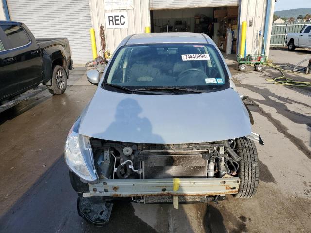 Photo 4 VIN: 3N1CN7AP1JL835163 - NISSAN VERSA S 