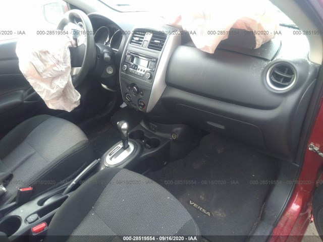 Photo 4 VIN: 3N1CN7AP1JL841108 - NISSAN VERSA SEDAN 