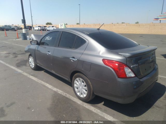 Photo 2 VIN: 3N1CN7AP1JL842937 - NISSAN VERSA SEDAN 