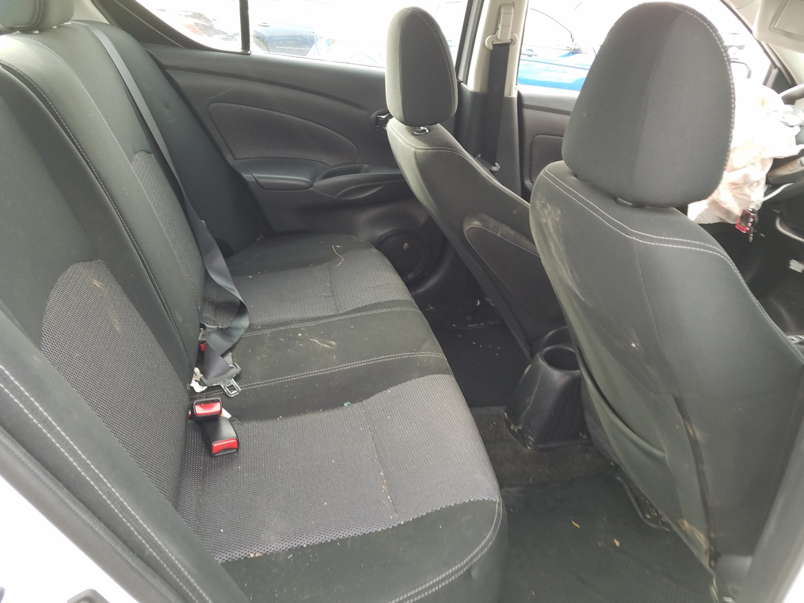 Photo 5 VIN: 3N1CN7AP1JL845028 - NISSAN VERSA S 