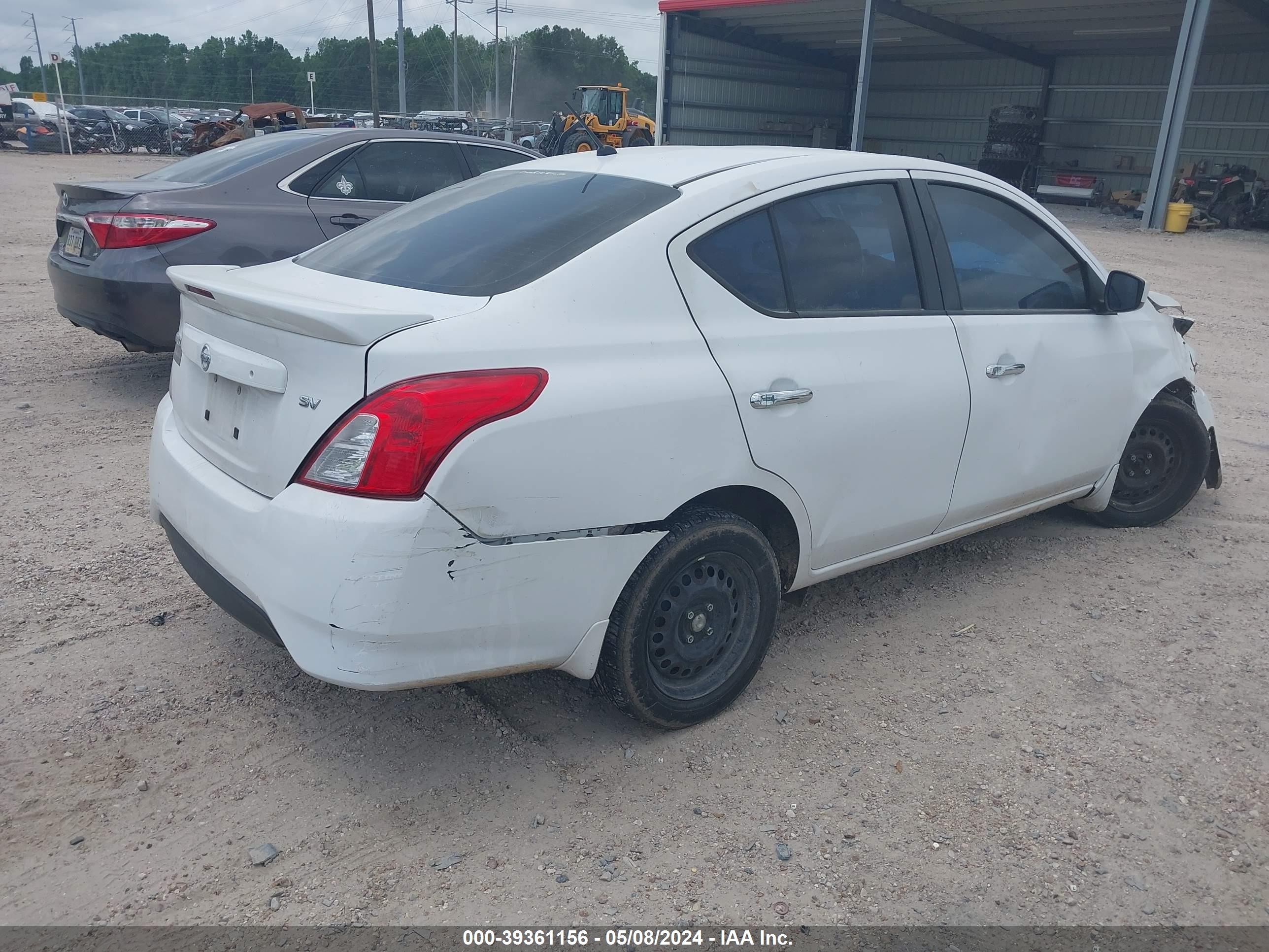 Photo 3 VIN: 3N1CN7AP1JL859544 - NISSAN VERSA 