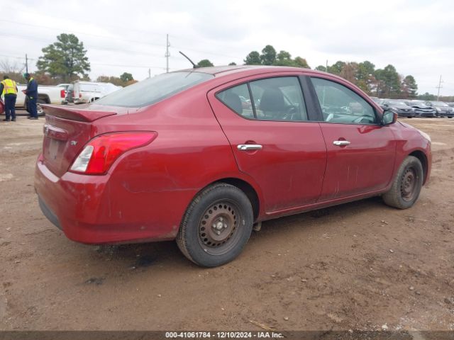 Photo 3 VIN: 3N1CN7AP1JL866655 - NISSAN VERSA 