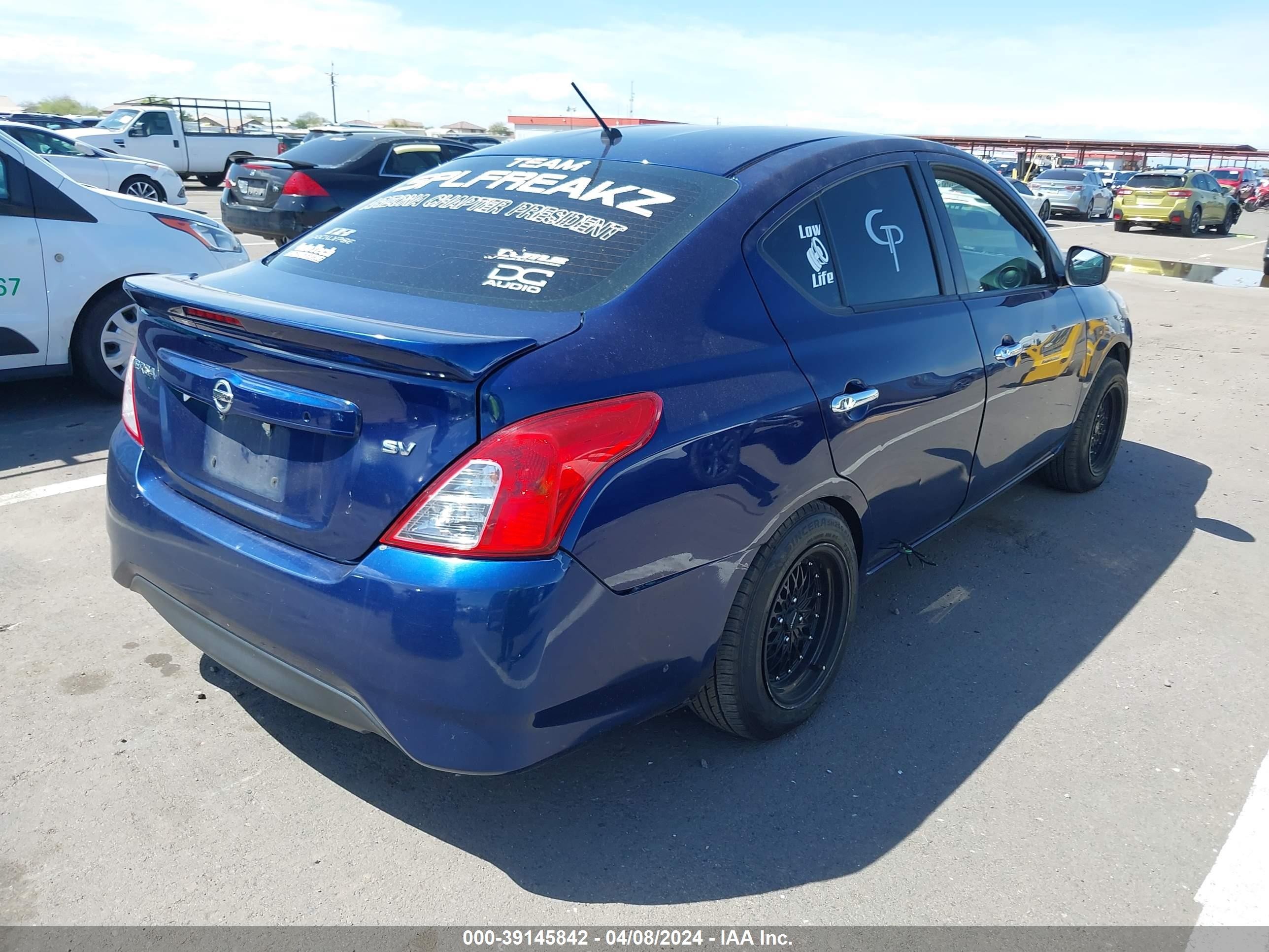 Photo 3 VIN: 3N1CN7AP1JL873587 - NISSAN VERSA 