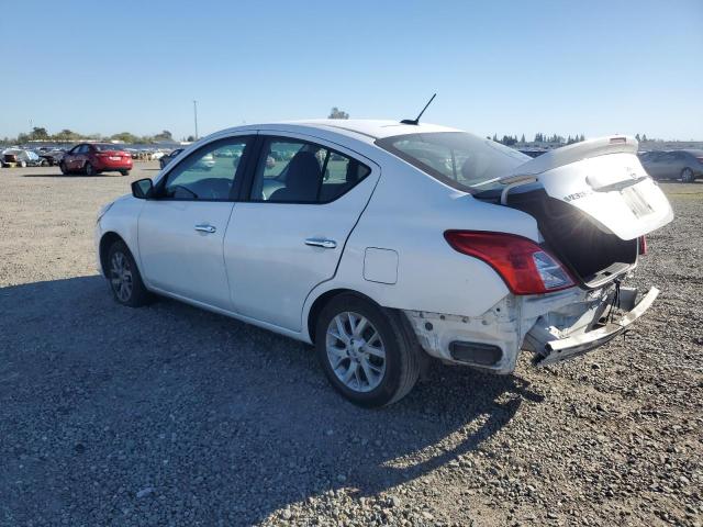 Photo 1 VIN: 3N1CN7AP1JL875002 - NISSAN VERSA 