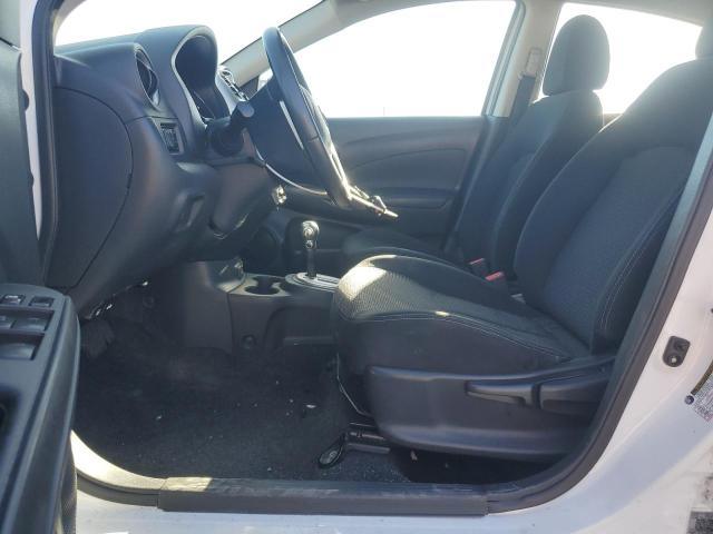 Photo 6 VIN: 3N1CN7AP1JL875002 - NISSAN VERSA 