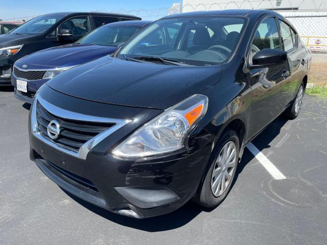 Photo 1 VIN: 3N1CN7AP1JL875582 - NISSAN VERSA S 