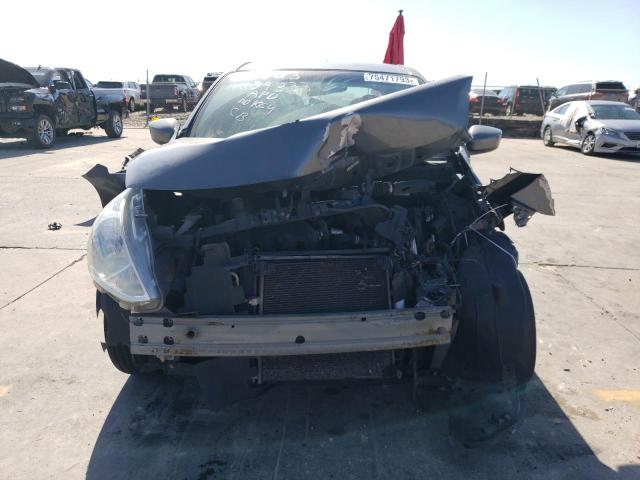 Photo 4 VIN: 3N1CN7AP1JL877722 - NISSAN VERSA 