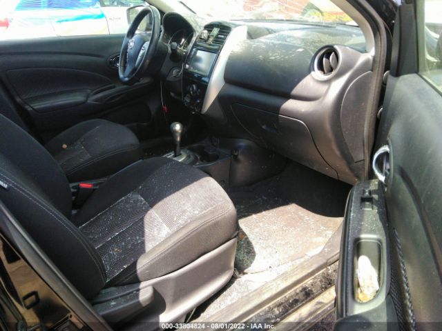 Photo 4 VIN: 3N1CN7AP1JL878403 - NISSAN VERSA SEDAN 