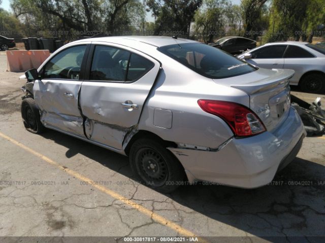 Photo 2 VIN: 3N1CN7AP1JL883505 - NISSAN VERSA SEDAN 