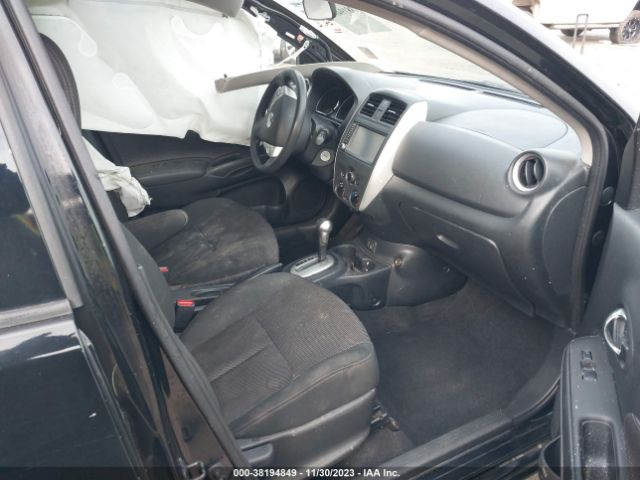 Photo 4 VIN: 3N1CN7AP1JL887957 - NISSAN VERSA 