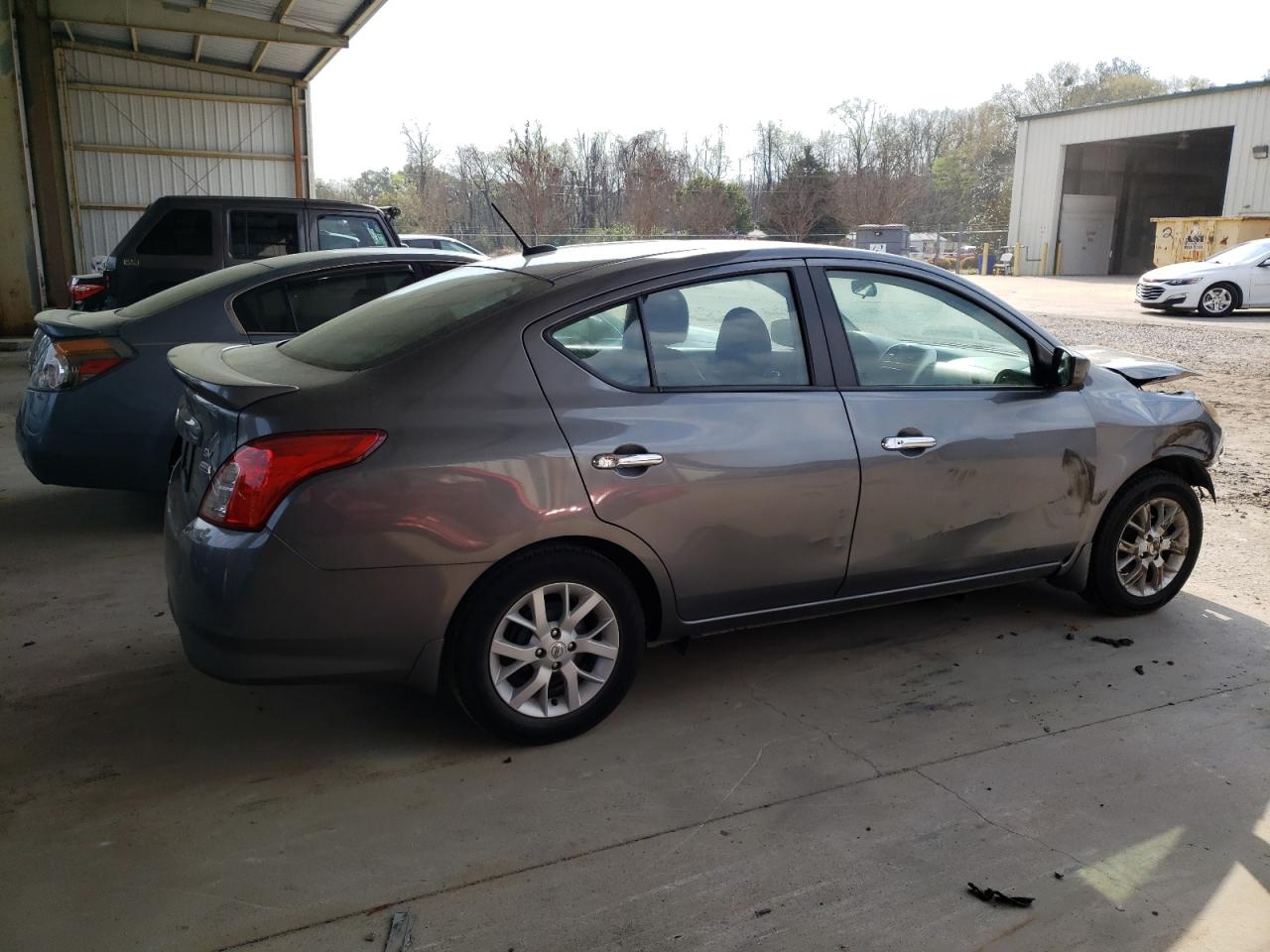 Photo 2 VIN: 3N1CN7AP1KL814010 - NISSAN VERSA 