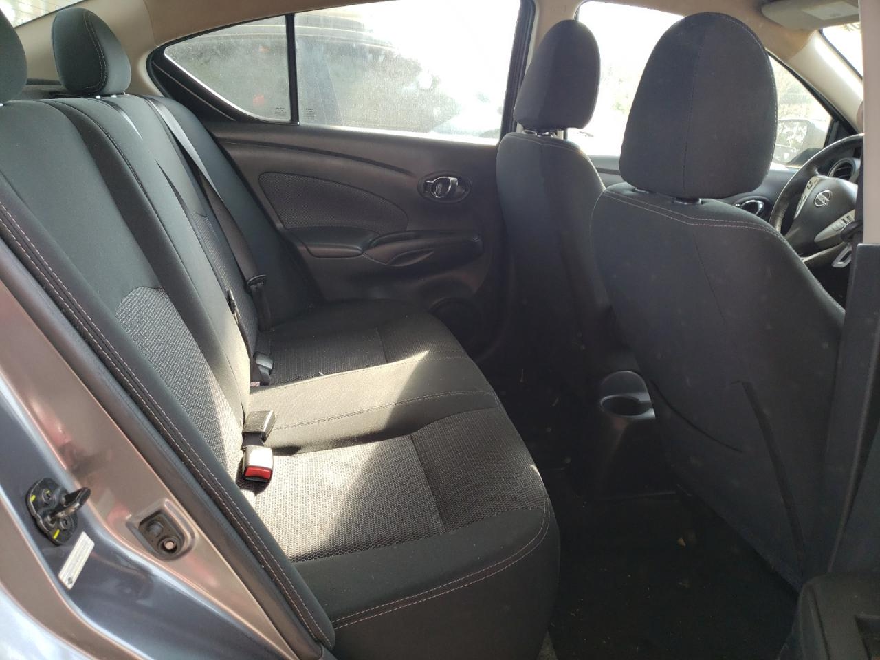 Photo 9 VIN: 3N1CN7AP1KL814010 - NISSAN VERSA 