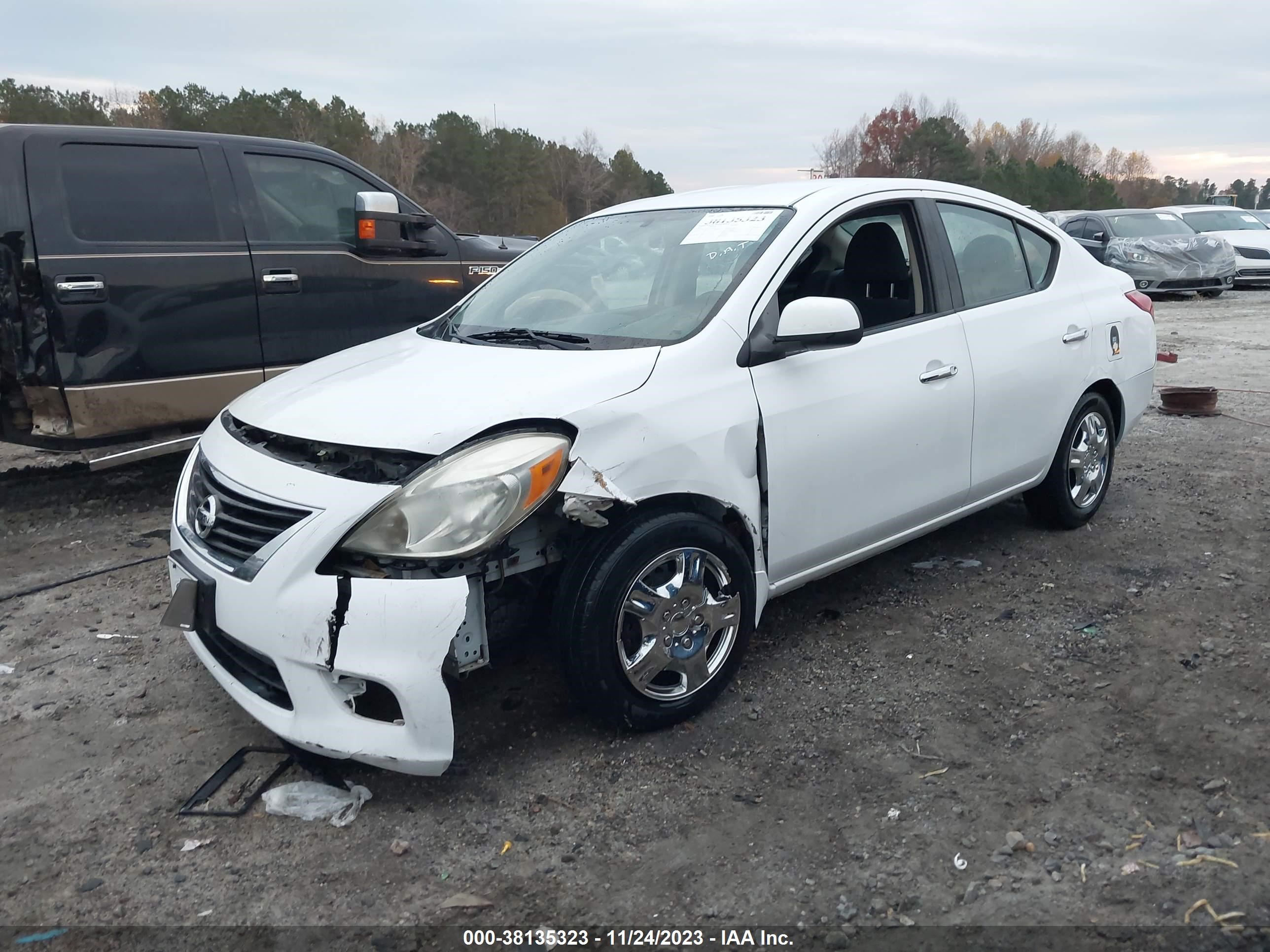 Photo 1 VIN: 3N1CN7AP2CL846062 - NISSAN VERSA 