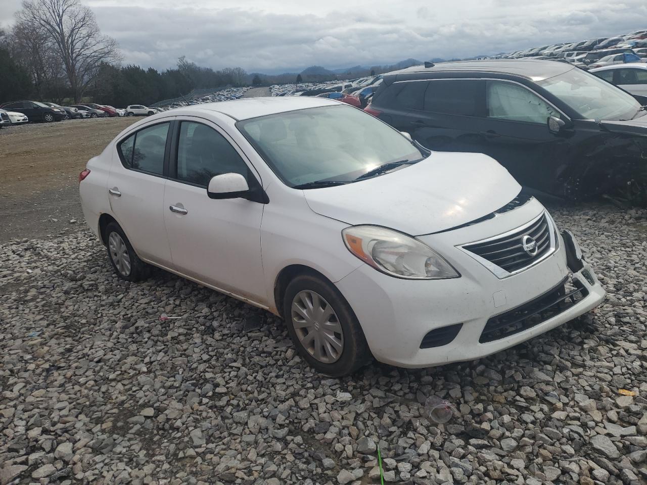 Photo 3 VIN: 3N1CN7AP2CL884519 - NISSAN VERSA 