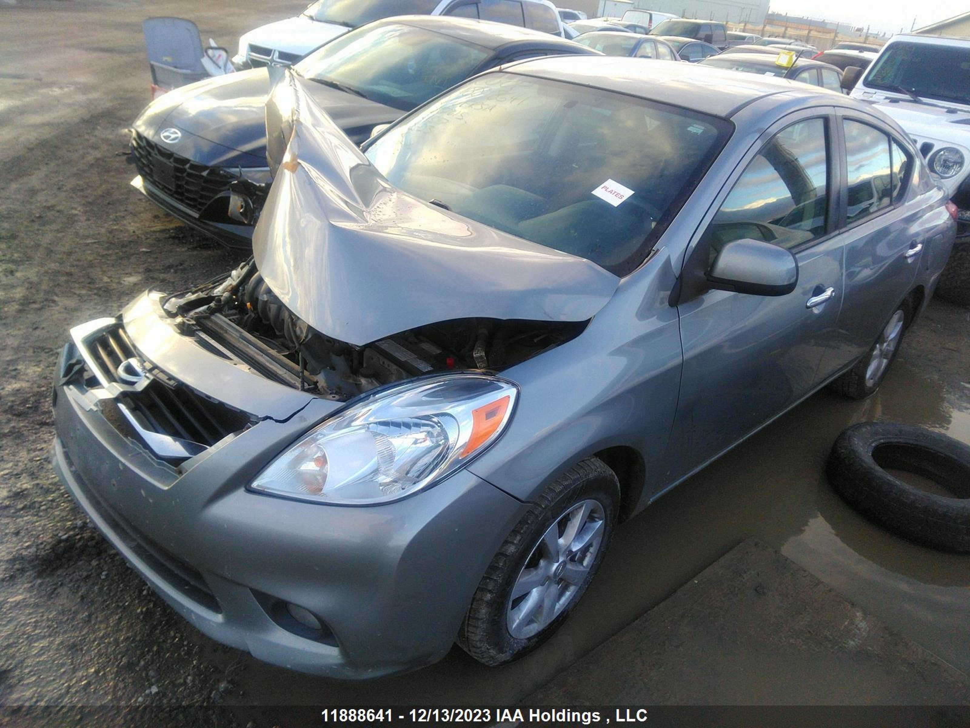 Photo 1 VIN: 3N1CN7AP2CL887615 - NISSAN VERSA 