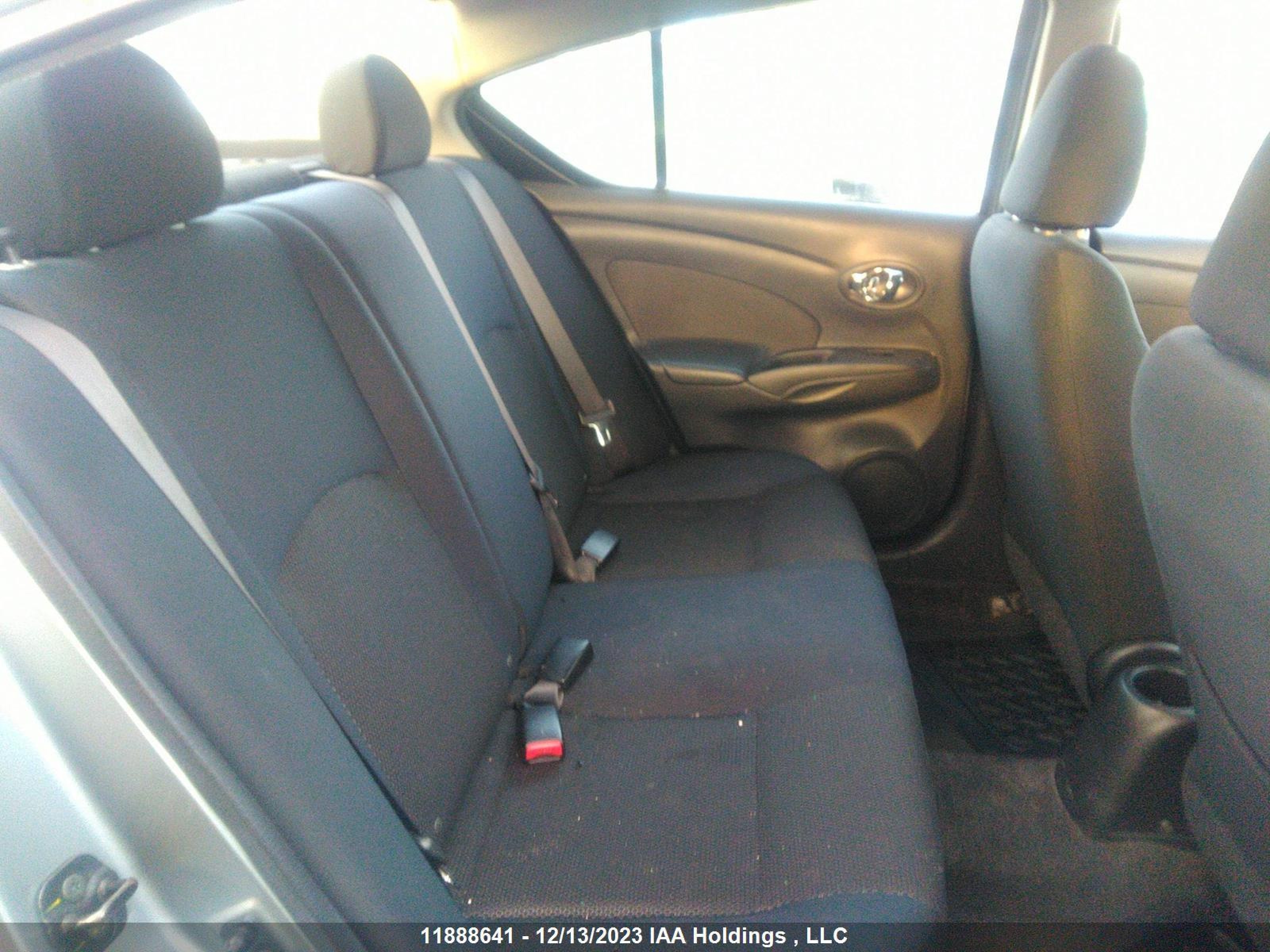 Photo 7 VIN: 3N1CN7AP2CL887615 - NISSAN VERSA 