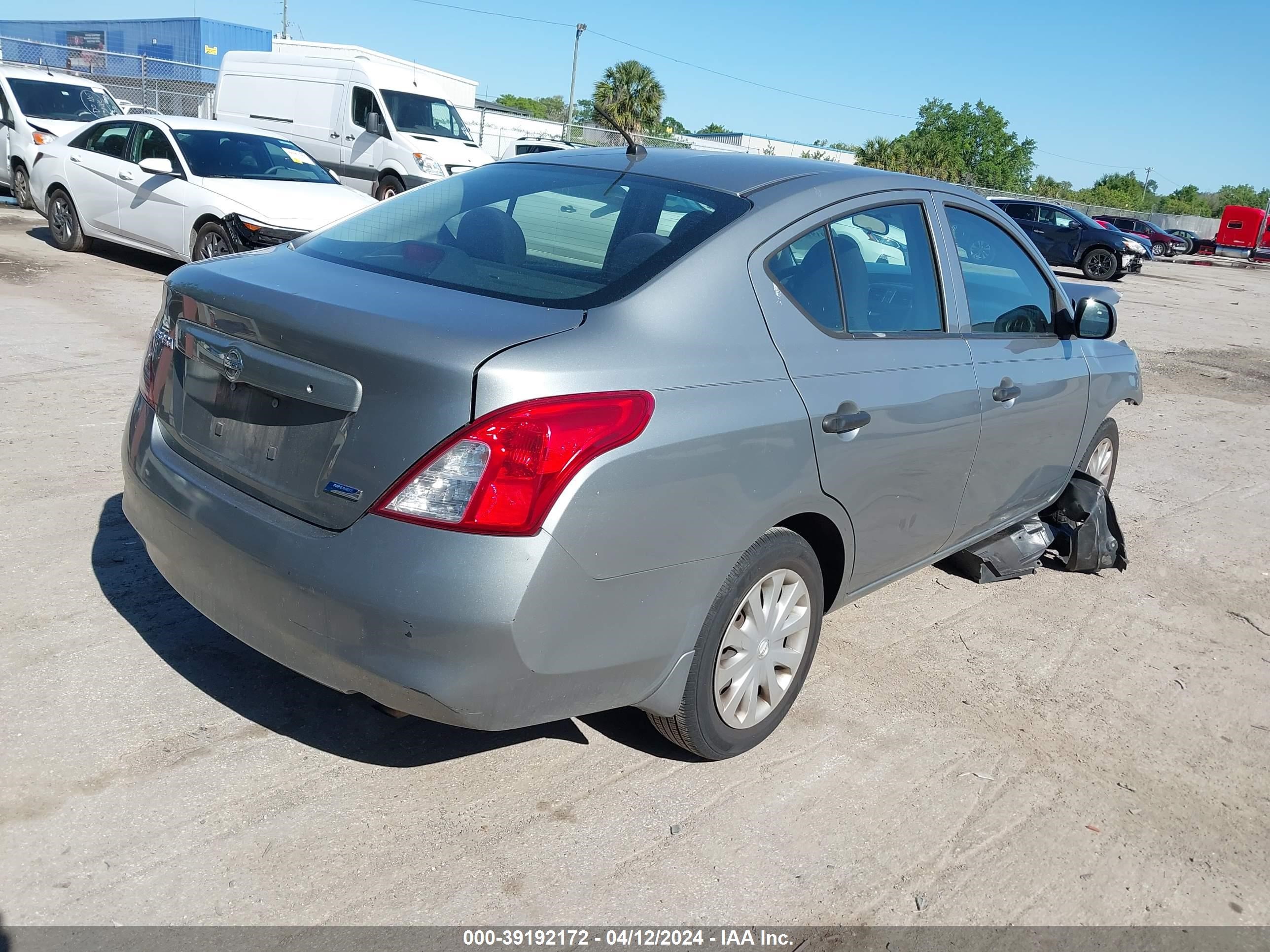 Photo 3 VIN: 3N1CN7AP2CL890112 - NISSAN VERSA 