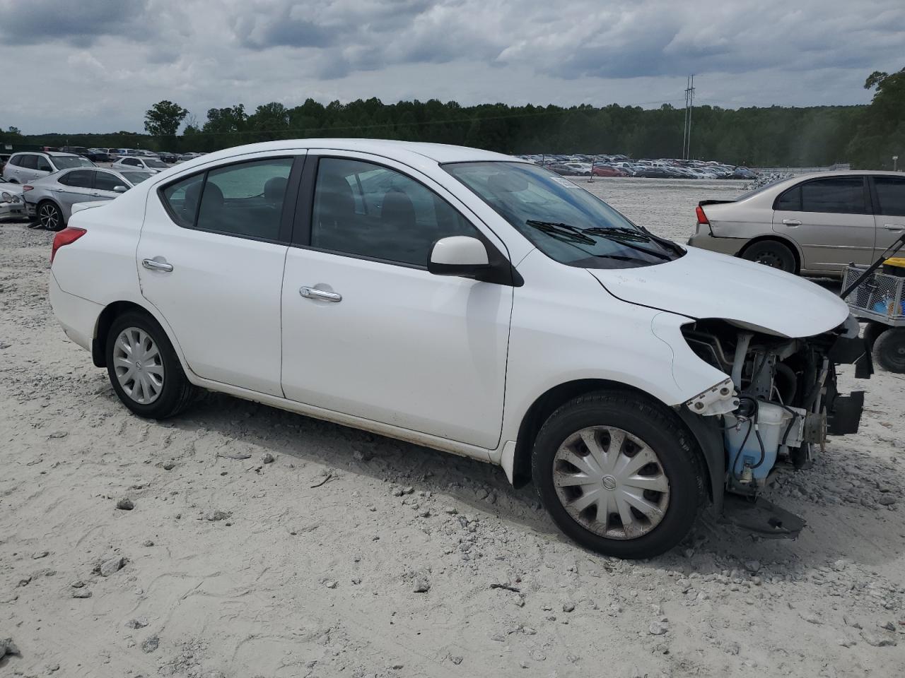 Photo 3 VIN: 3N1CN7AP2DL847861 - NISSAN VERSA 