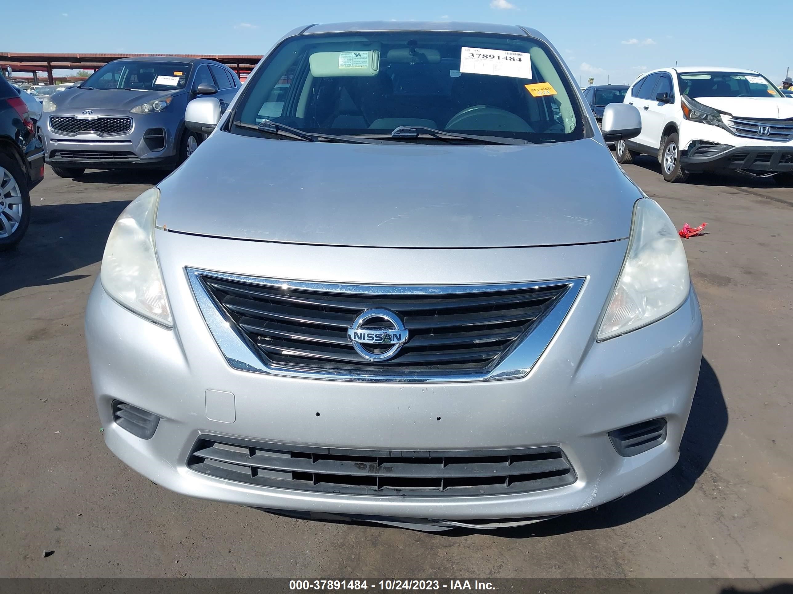 Photo 11 VIN: 3N1CN7AP2DL864000 - NISSAN VERSA 