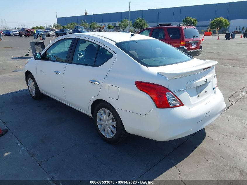 Photo 2 VIN: 3N1CN7AP2DL879886 - NISSAN VERSA 