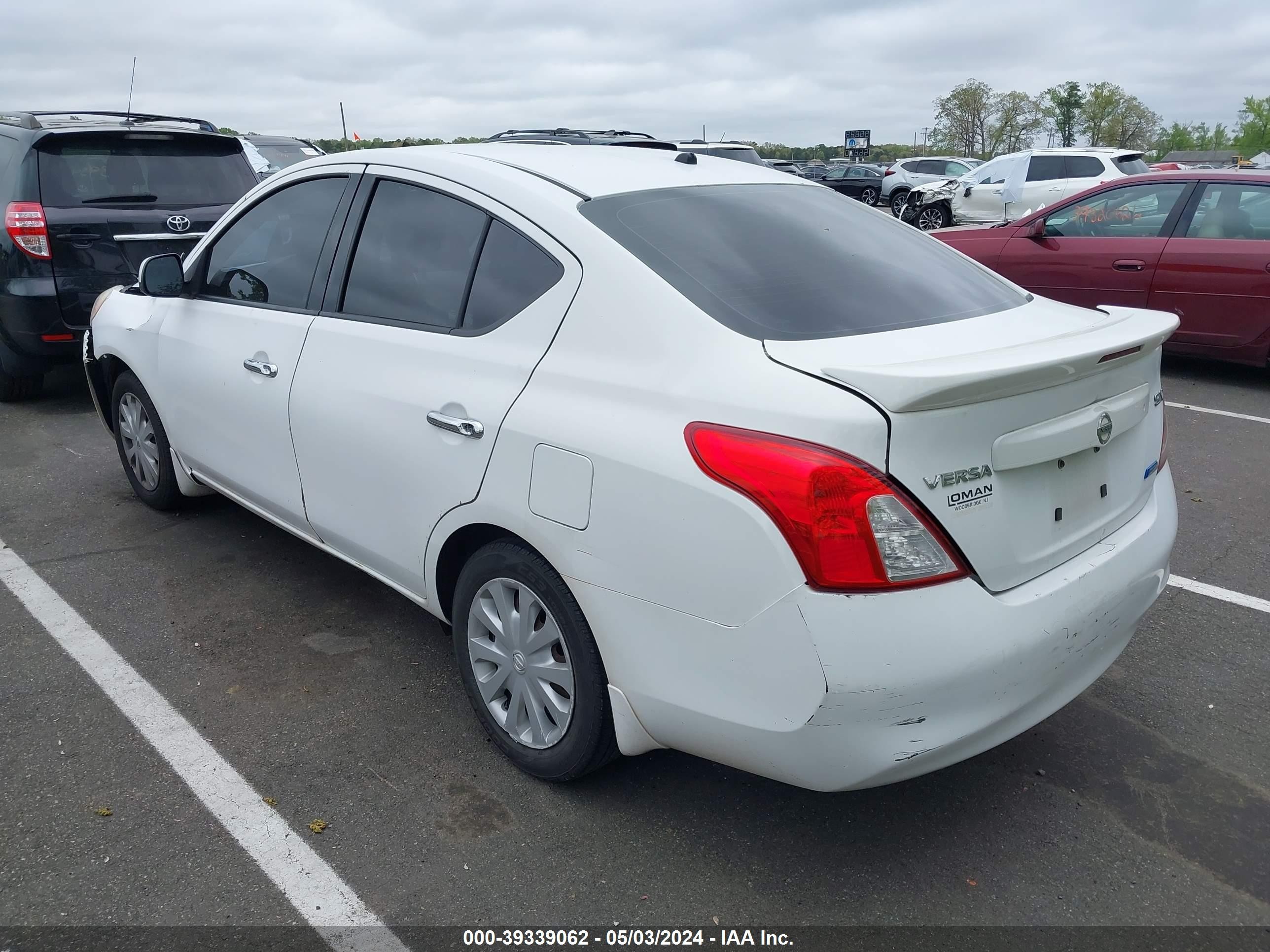 Photo 2 VIN: 3N1CN7AP2EL812092 - NISSAN VERSA 