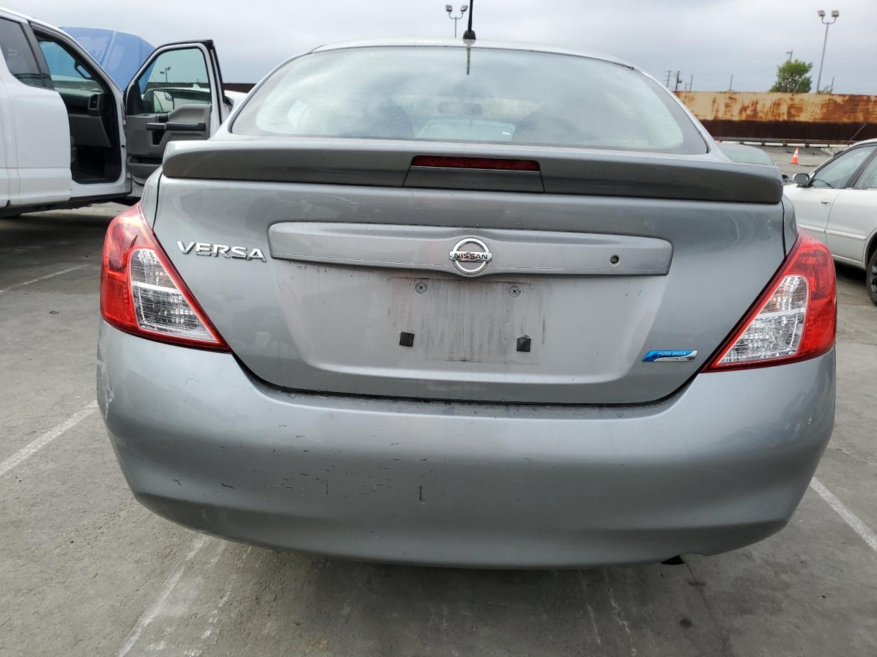 Photo 5 VIN: 3N1CN7AP2EL816756 - NISSAN VERSA 