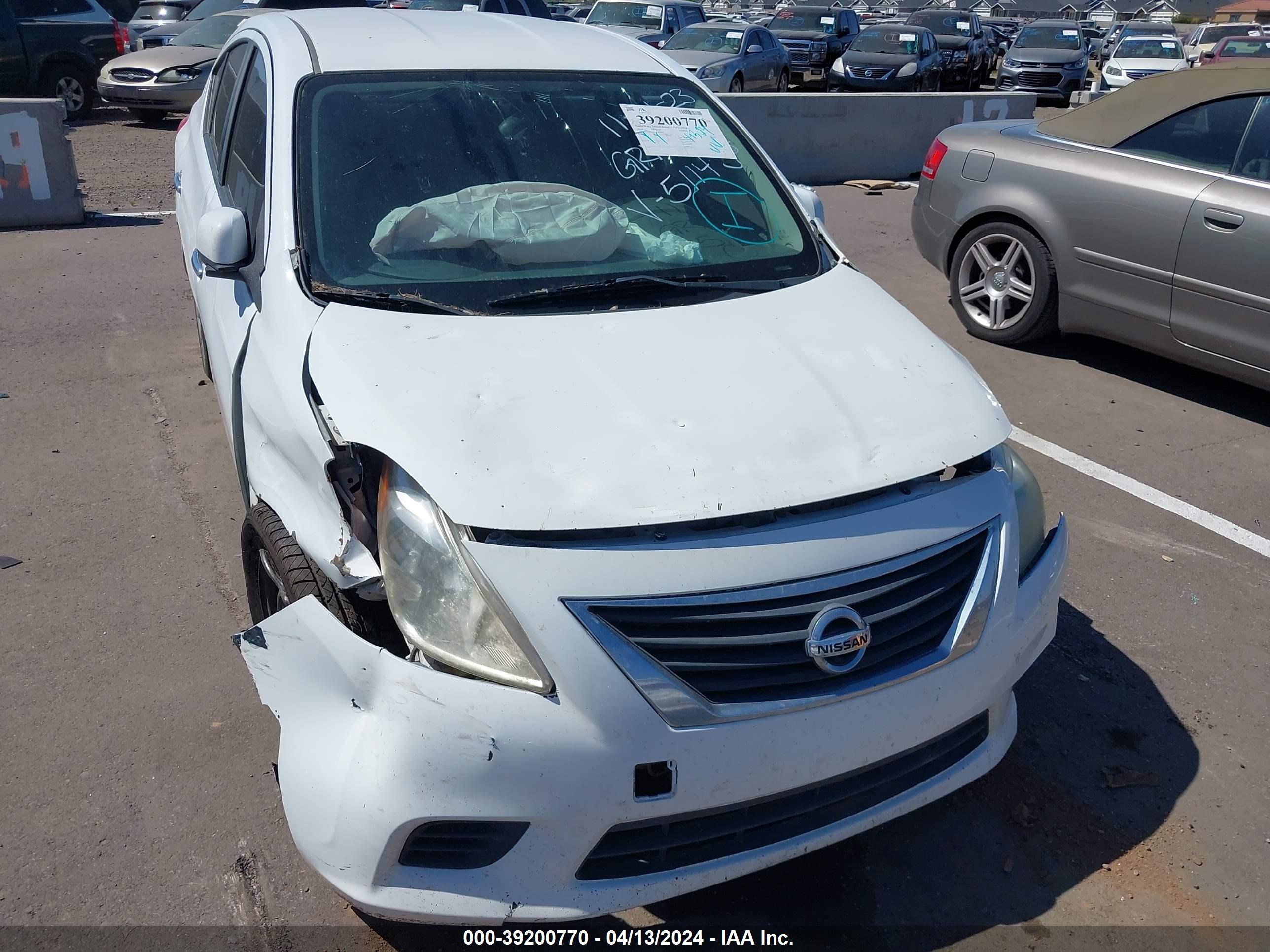 Photo 15 VIN: 3N1CN7AP2EL835114 - NISSAN VERSA 