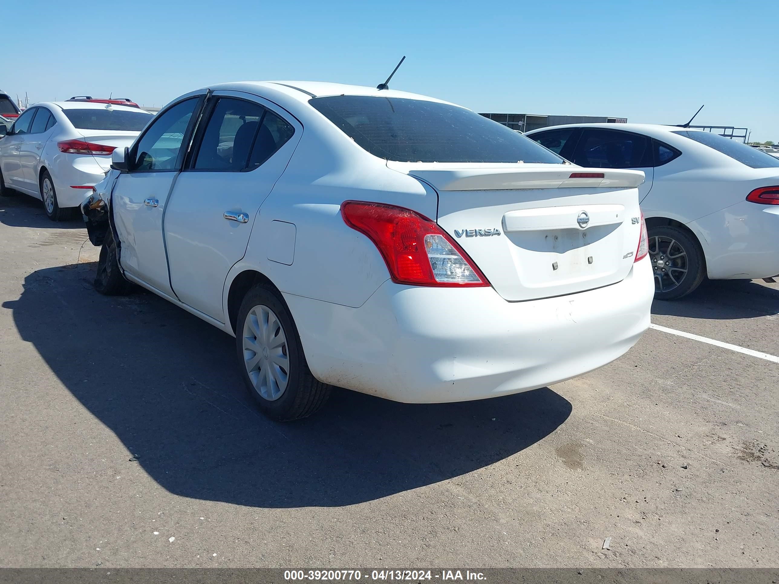 Photo 2 VIN: 3N1CN7AP2EL835114 - NISSAN VERSA 