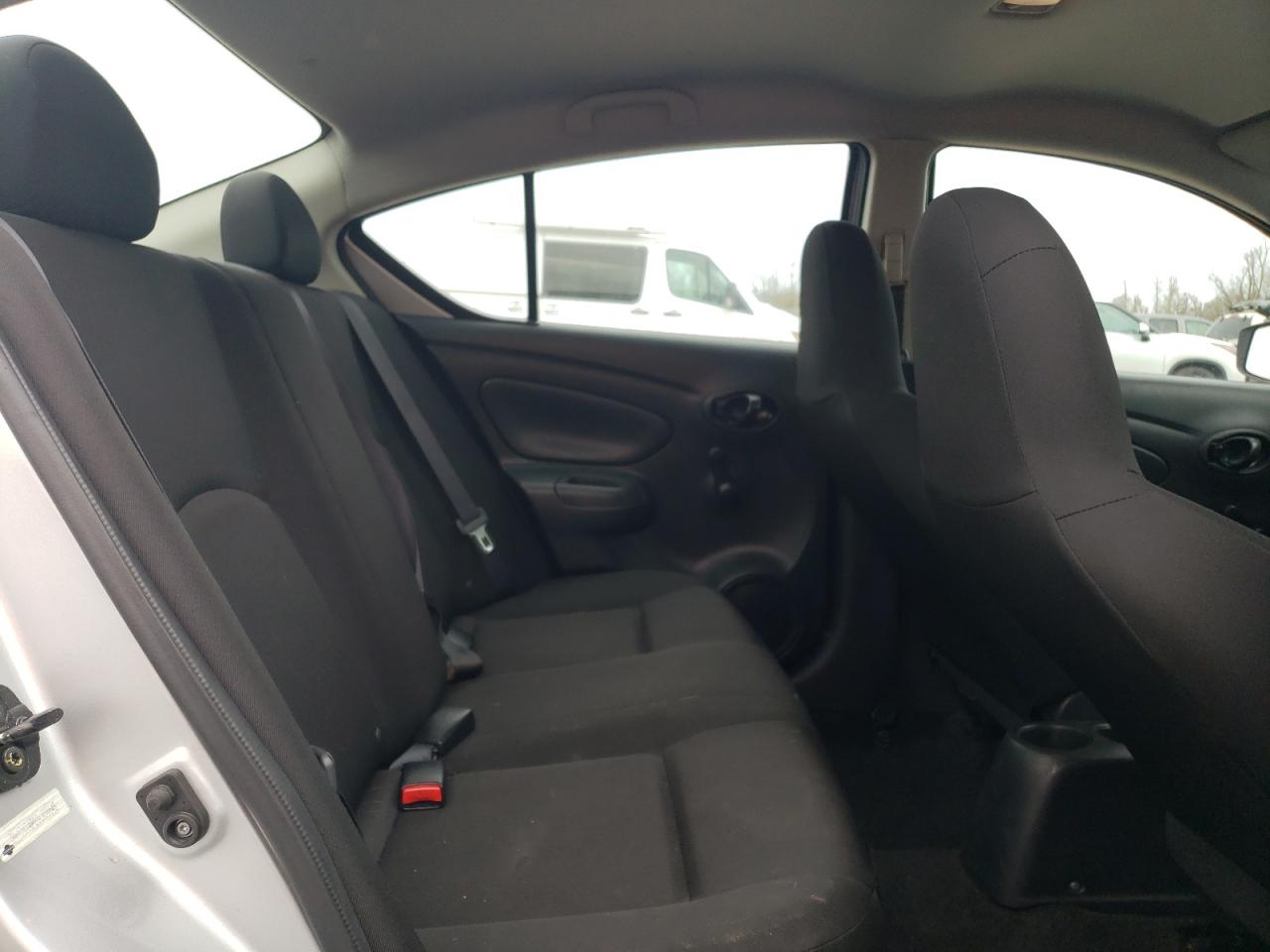 Photo 9 VIN: 3N1CN7AP2GL856645 - NISSAN VERSA 