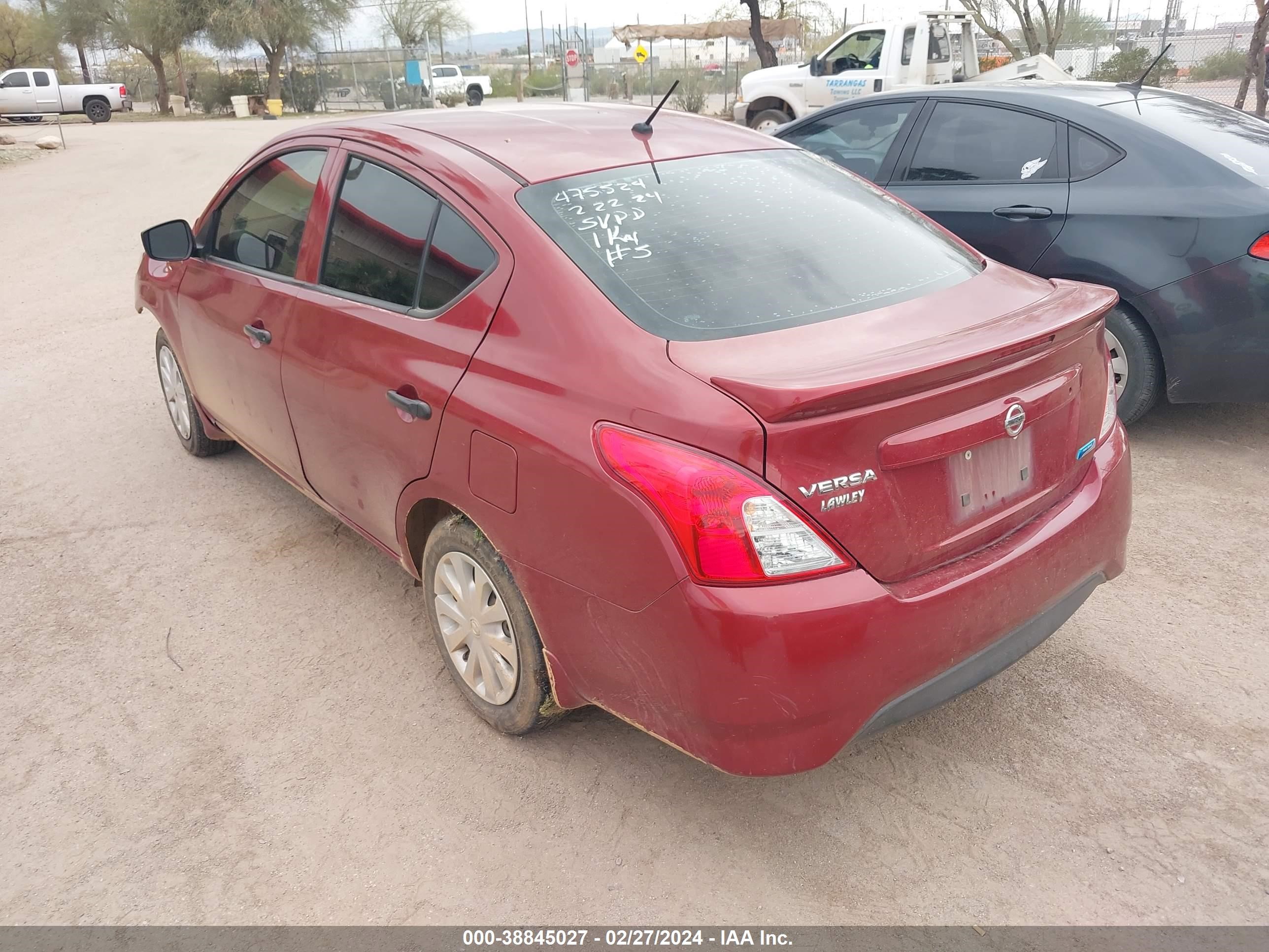 Photo 2 VIN: 3N1CN7AP2GL861683 - NISSAN VERSA 