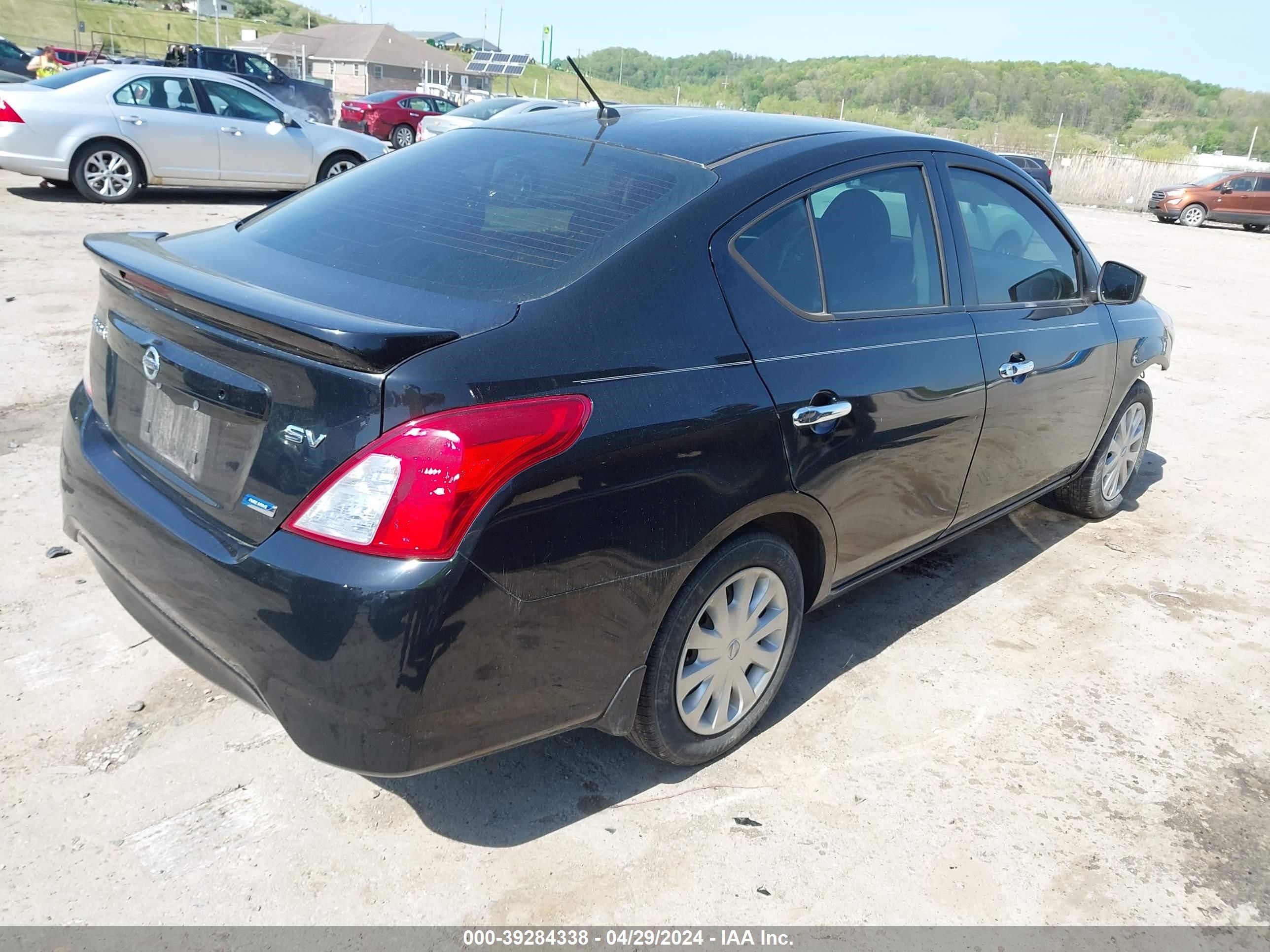 Photo 3 VIN: 3N1CN7AP2GL864244 - NISSAN VERSA 