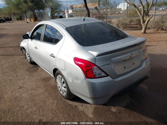 Photo 2 VIN: 3N1CN7AP2GL882386 - NISSAN VERSA 