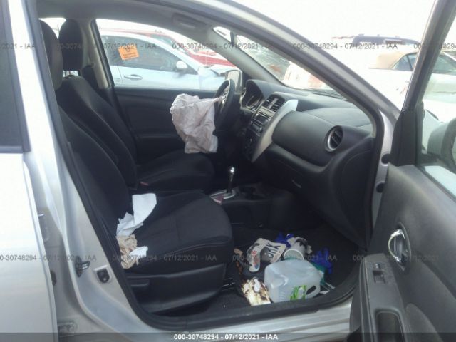 Photo 4 VIN: 3N1CN7AP2GL897728 - NISSAN VERSA 