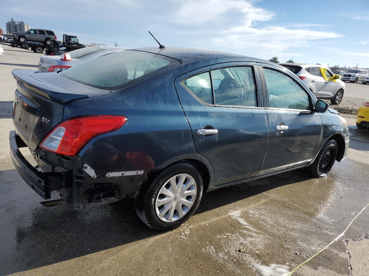 Photo 2 VIN: 3N1CN7AP2HL806555 - NISSAN VERSA 