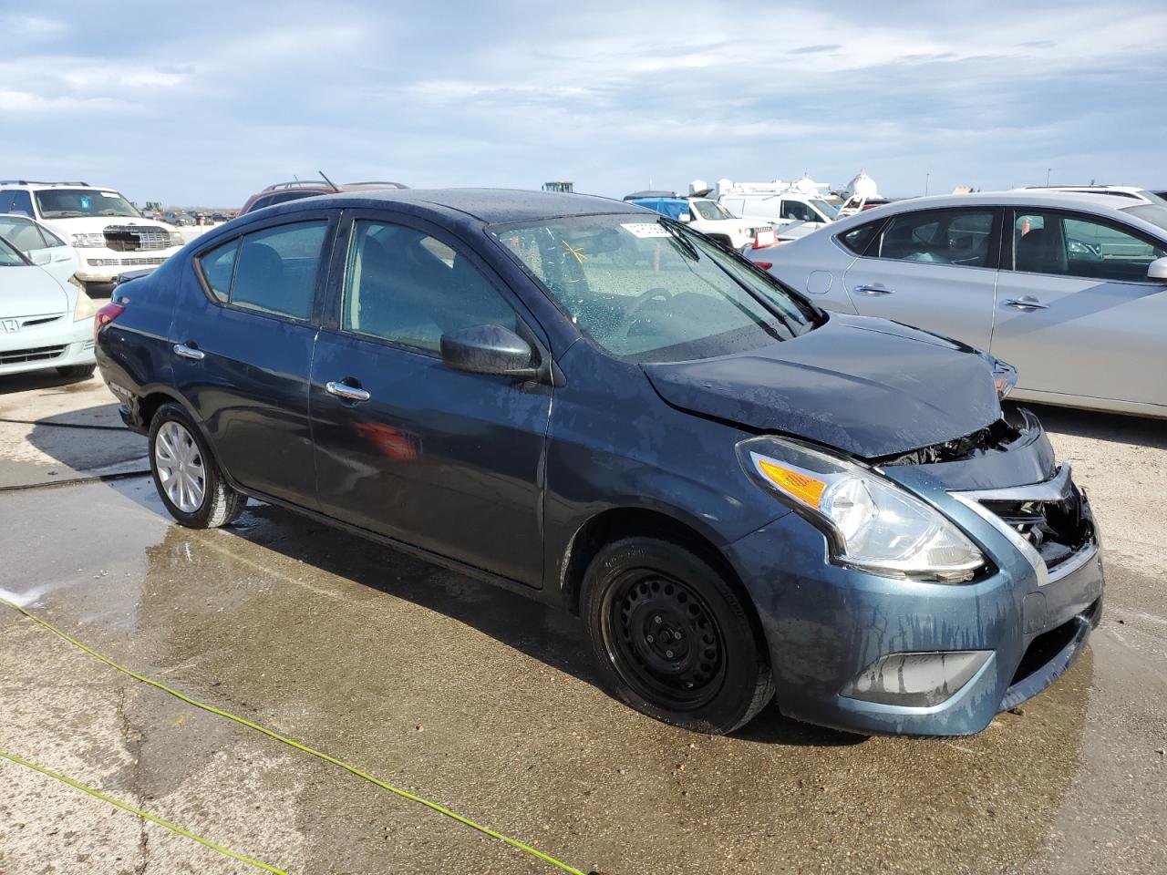 Photo 3 VIN: 3N1CN7AP2HL806555 - NISSAN VERSA 