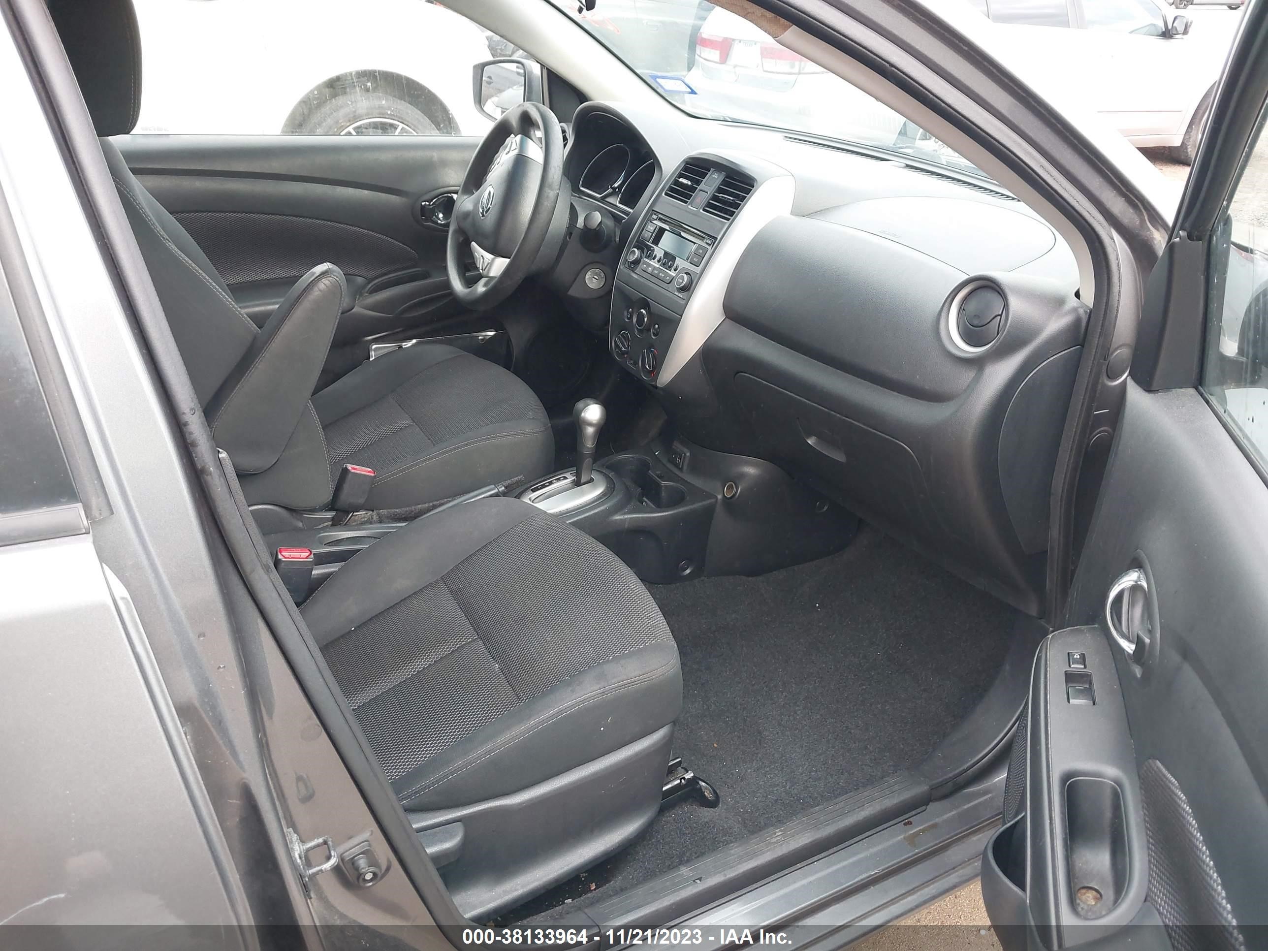 Photo 4 VIN: 3N1CN7AP2HL818284 - NISSAN VERSA 